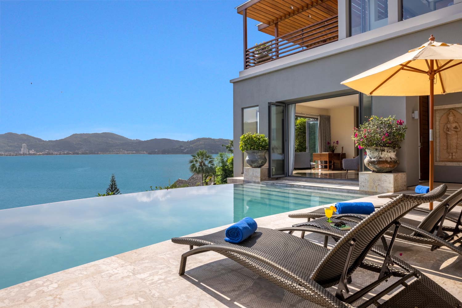 0-Villa-Fah-Sai-Swimming-Pool-Area