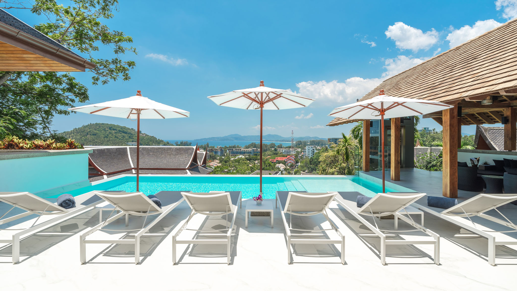 01 Sea View Zenith - Luxurious hilltop modern Thai haven