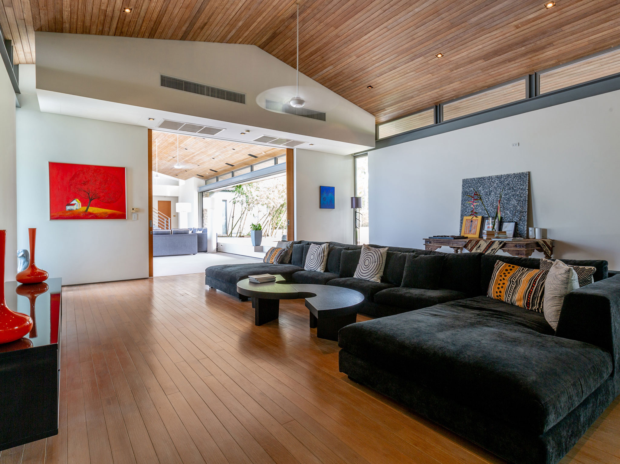 010 Villa Essenza - Living area style