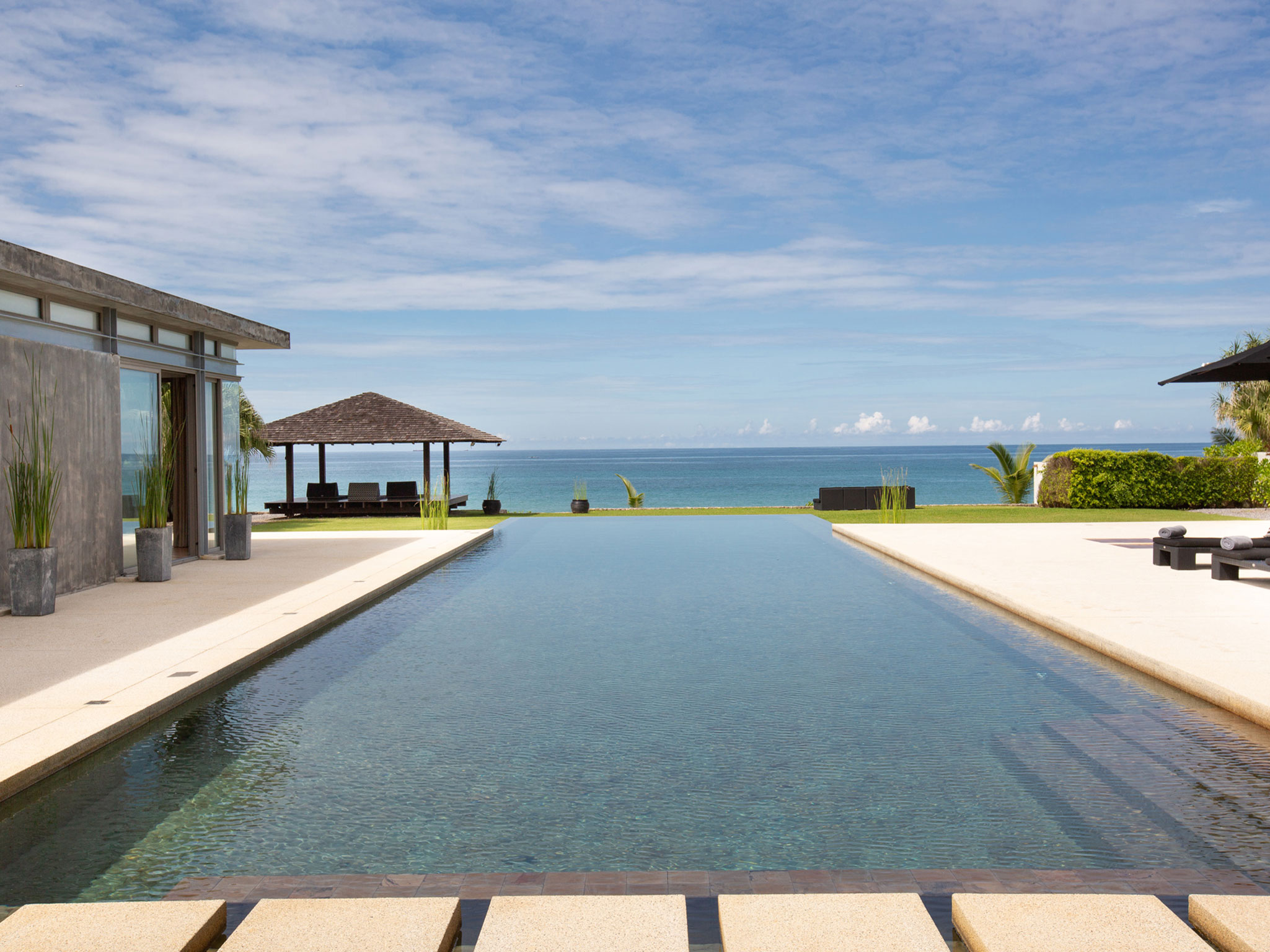 023 Villa Essenza - Magnificent sea and pool view