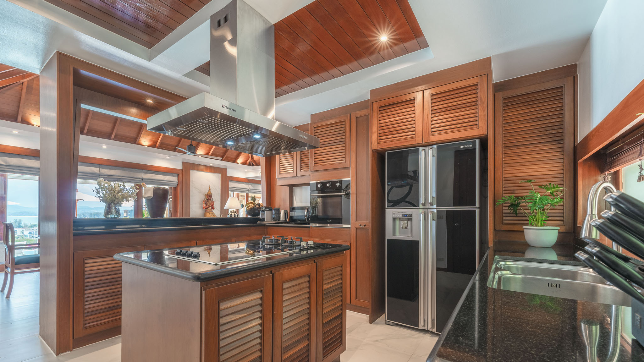 07 Sea View Zenith - Fully equipped kitchen