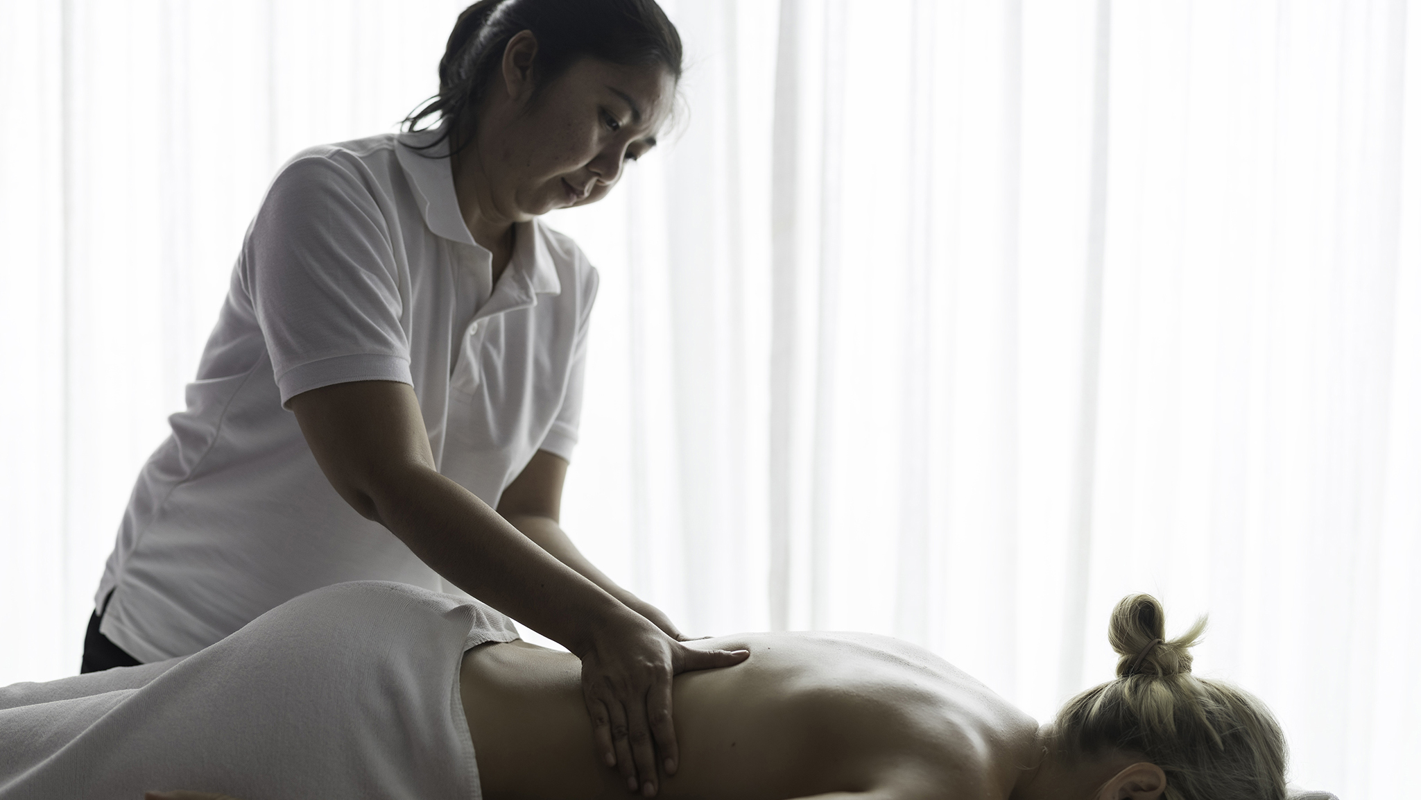 16 Malaiwana - Villa M - Relaxing massage