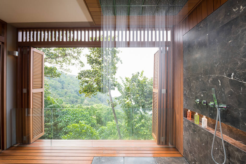 20-Baan-Banyan-Suite-Room-1-Rainshower