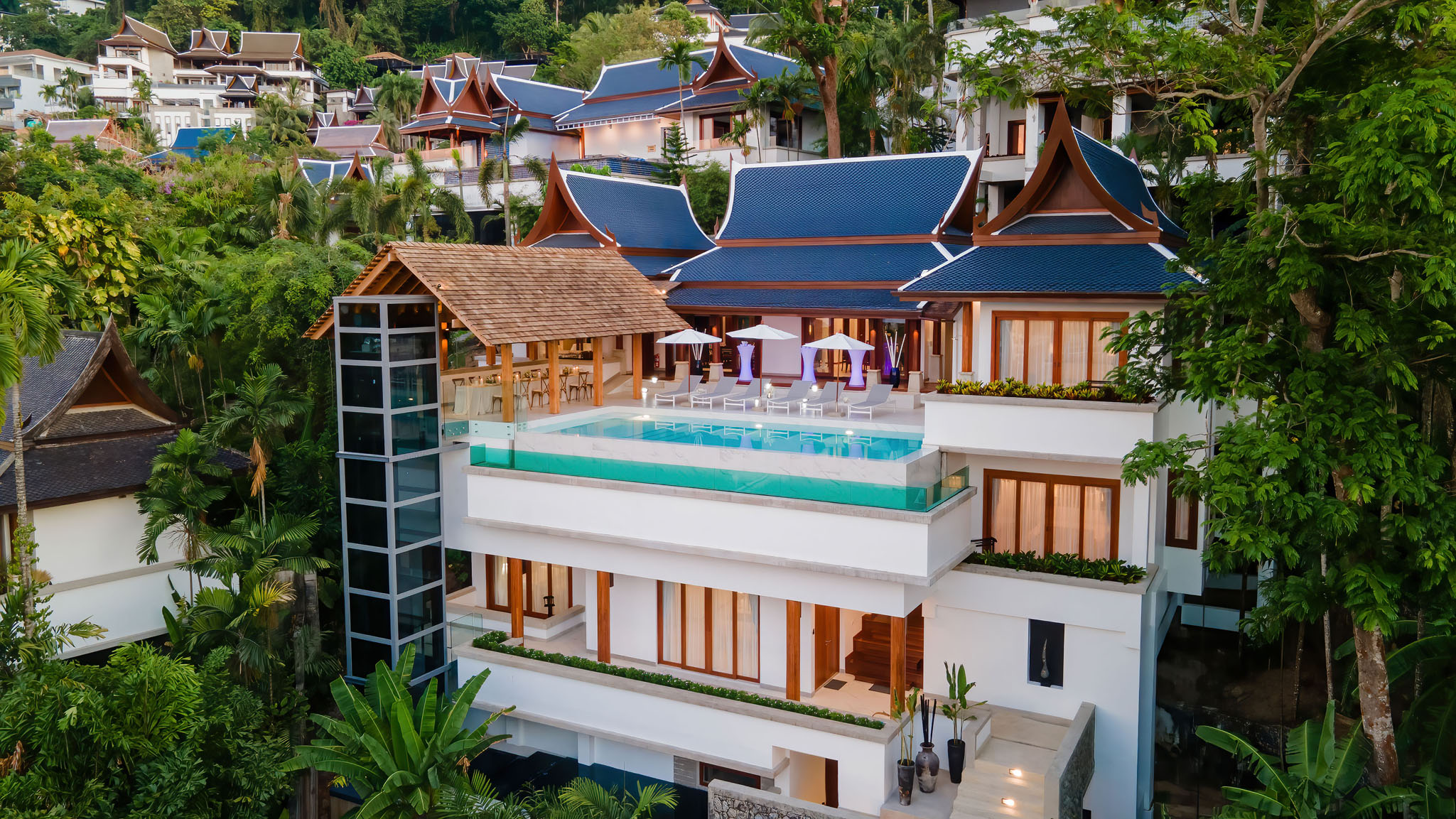 20 Sea View Zenith - Luxurious modern Thai retreat