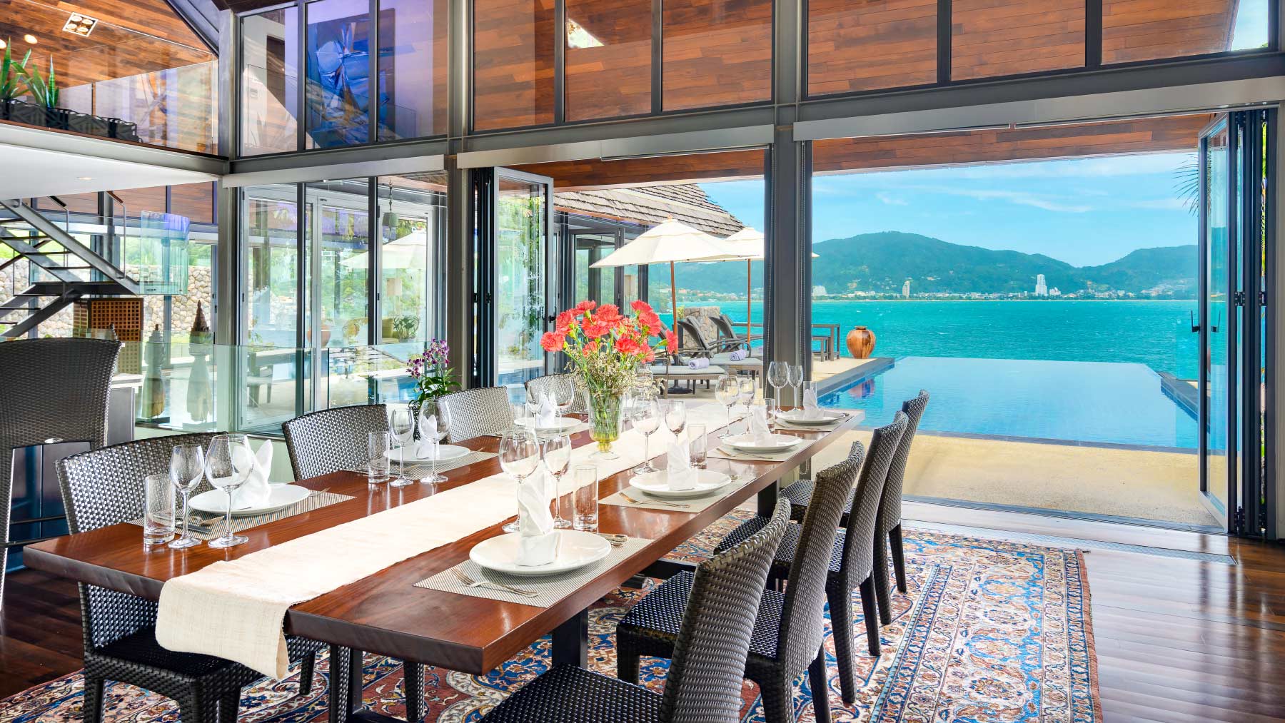 20-Villa-Rom-Trai-Dining-Area