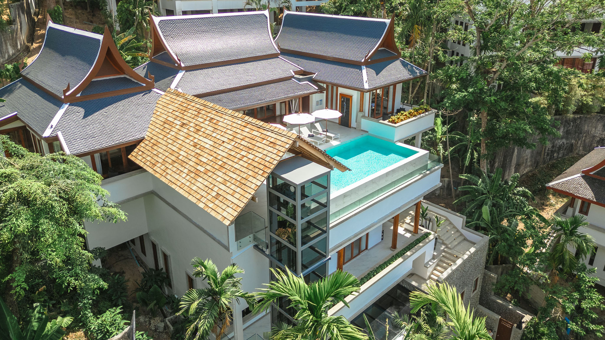 25 Sea View Zenith - Luxury hilltop haven