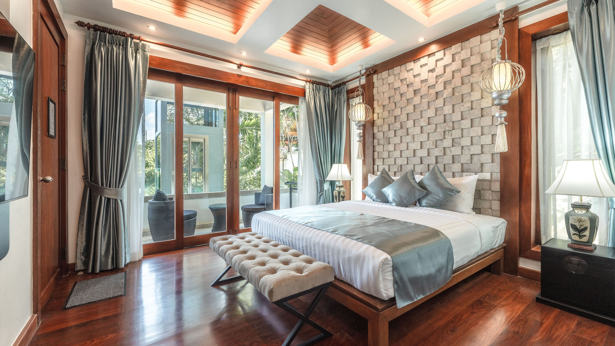 30 Sea View Zenith - Luxuriuos modern Thai living