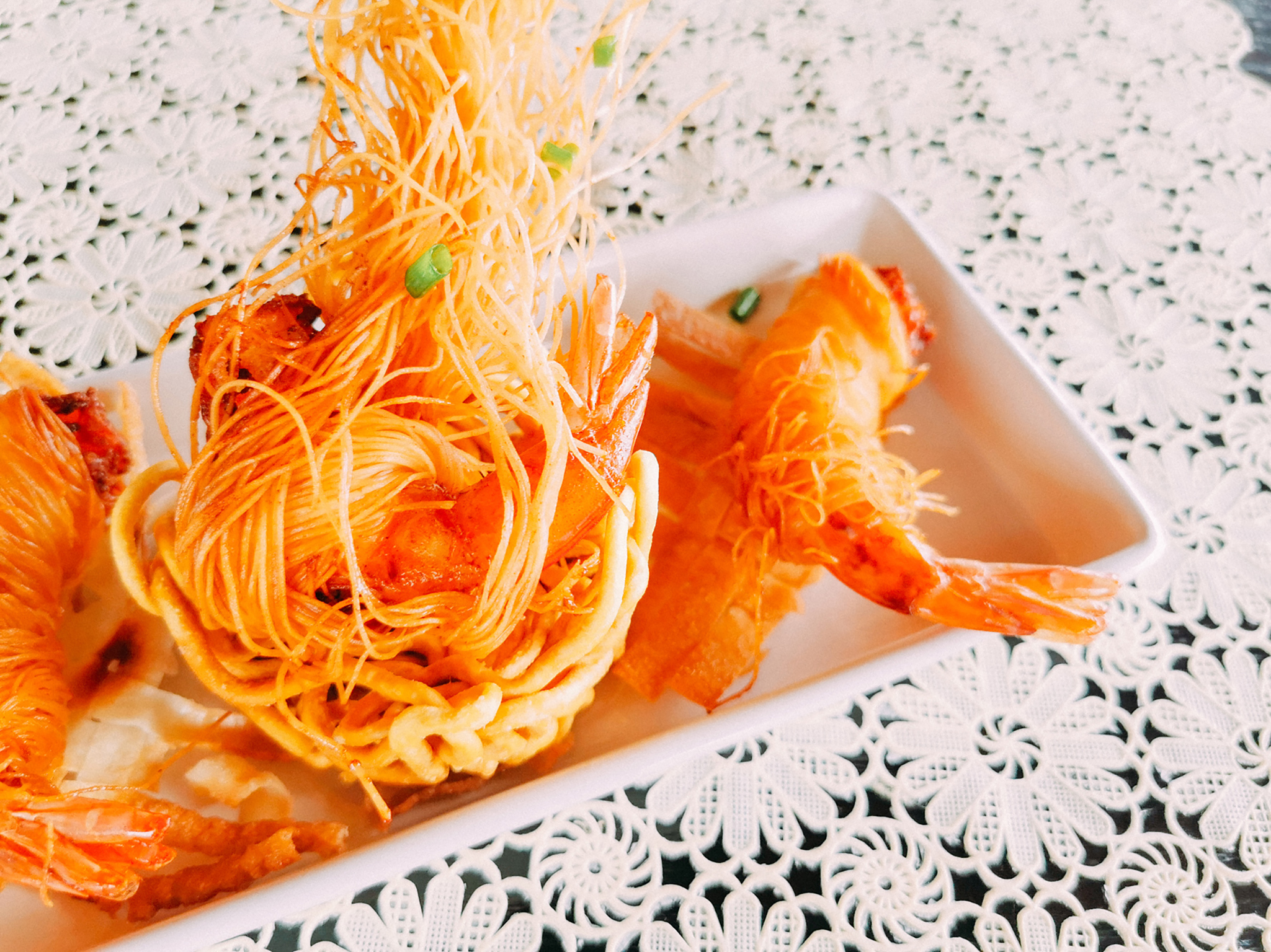 35. Villa Minh - Kung Sarong (Deep fried shrimp wrap with noodle)