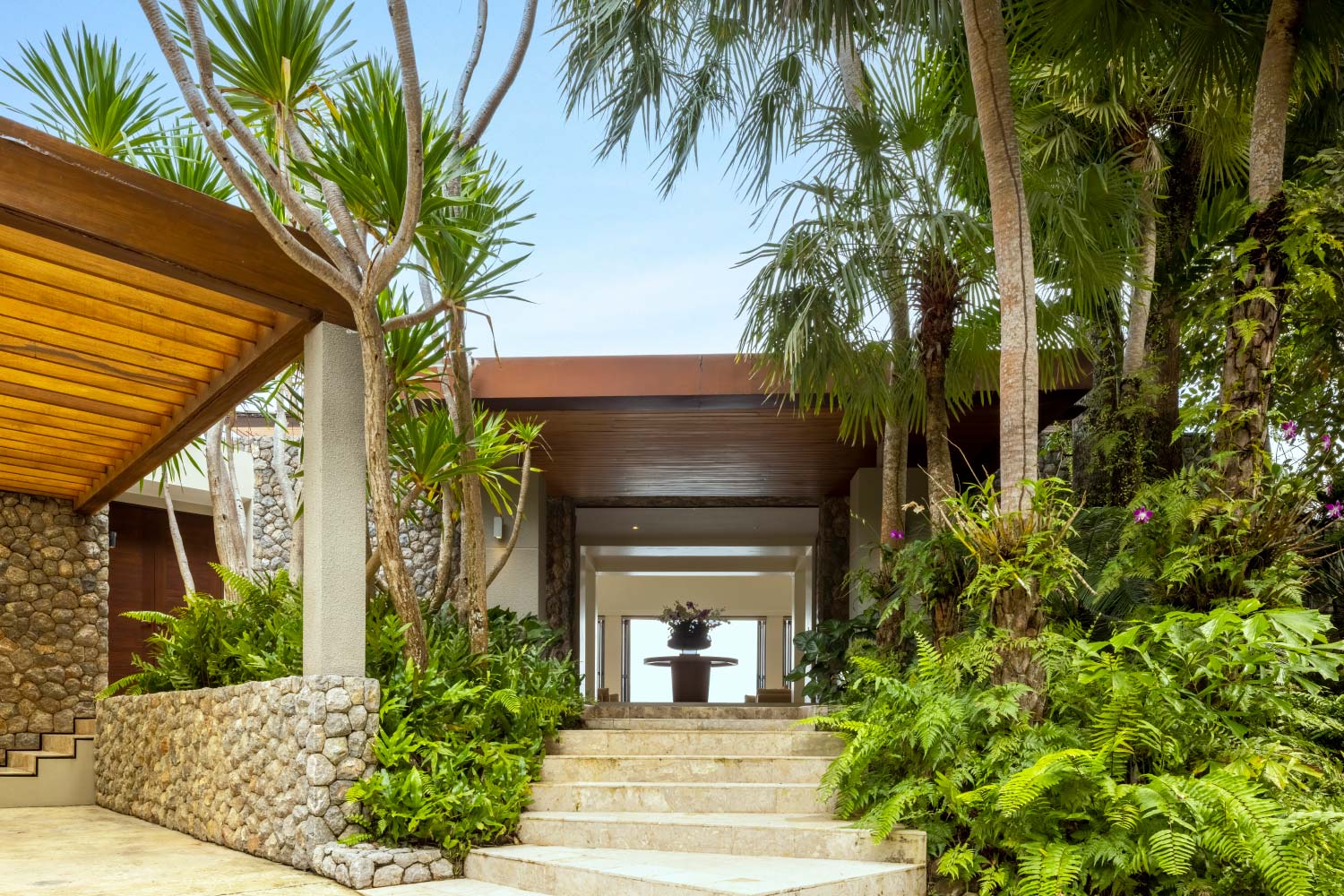 45-Villa-Fha-Sai-Entrance
