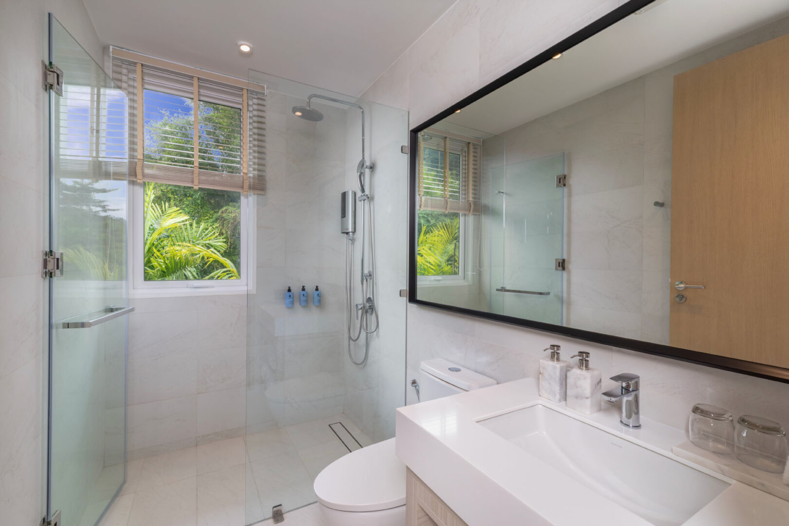 Villa-ANDA-Phuket-Guest-Bedroom-4-4-1620x1080