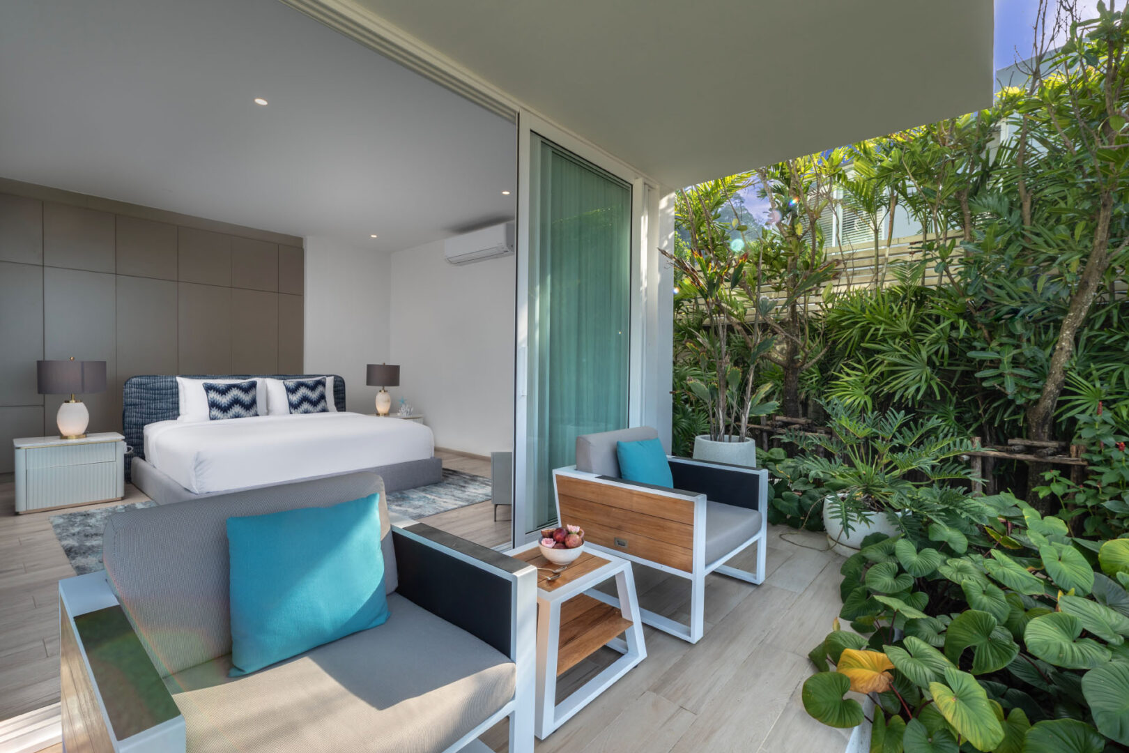 Villa-ANDA-Phuket-Master-Bedroom-1-4-1620x1080