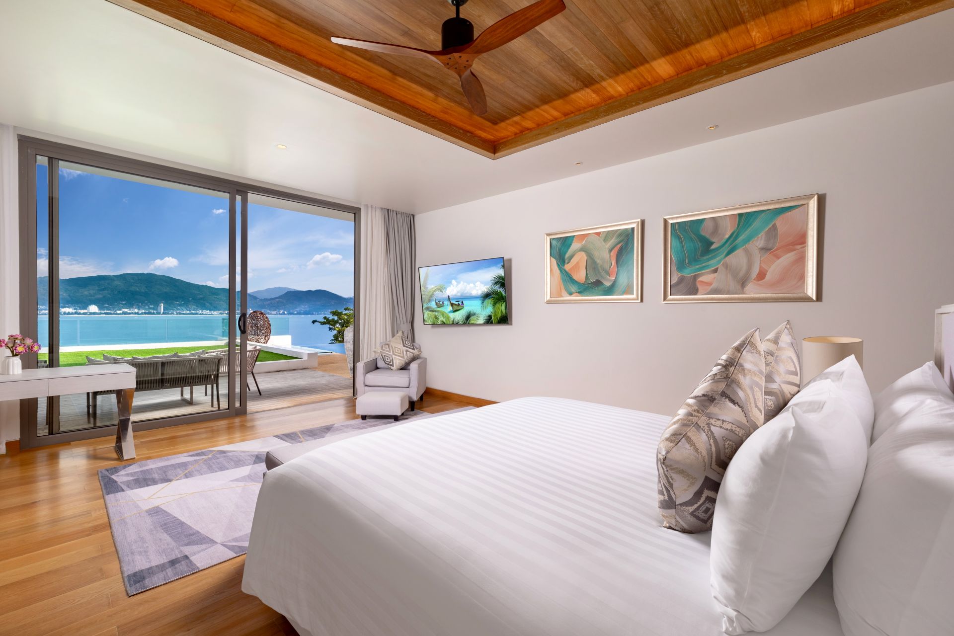 Villa-Narissa-Phuket-Master-Bedroom-1-2