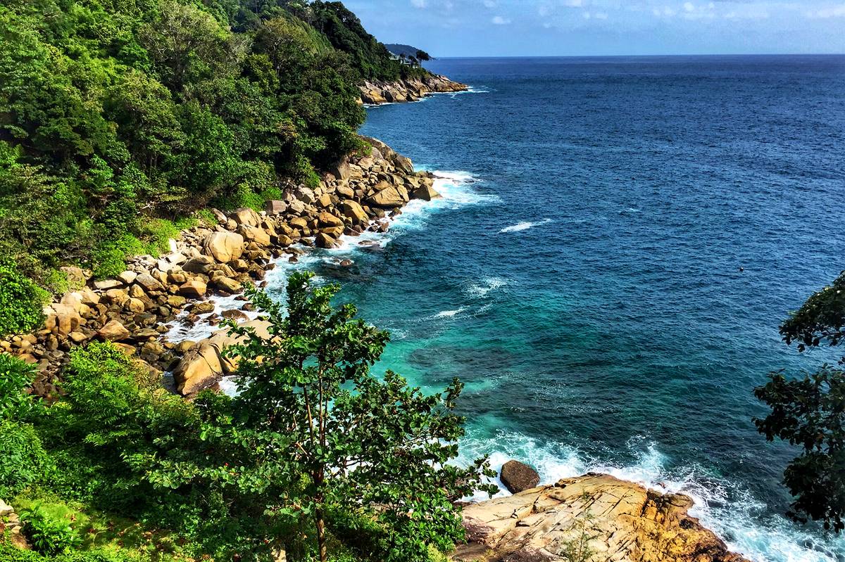 phuket-aquila-42-v1