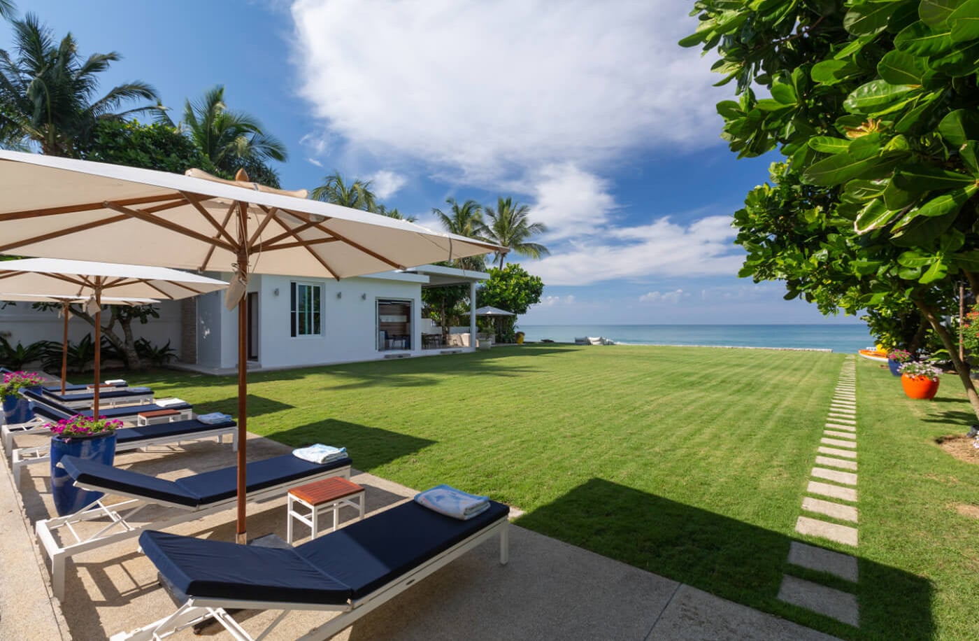 summer-estate-exterior-16