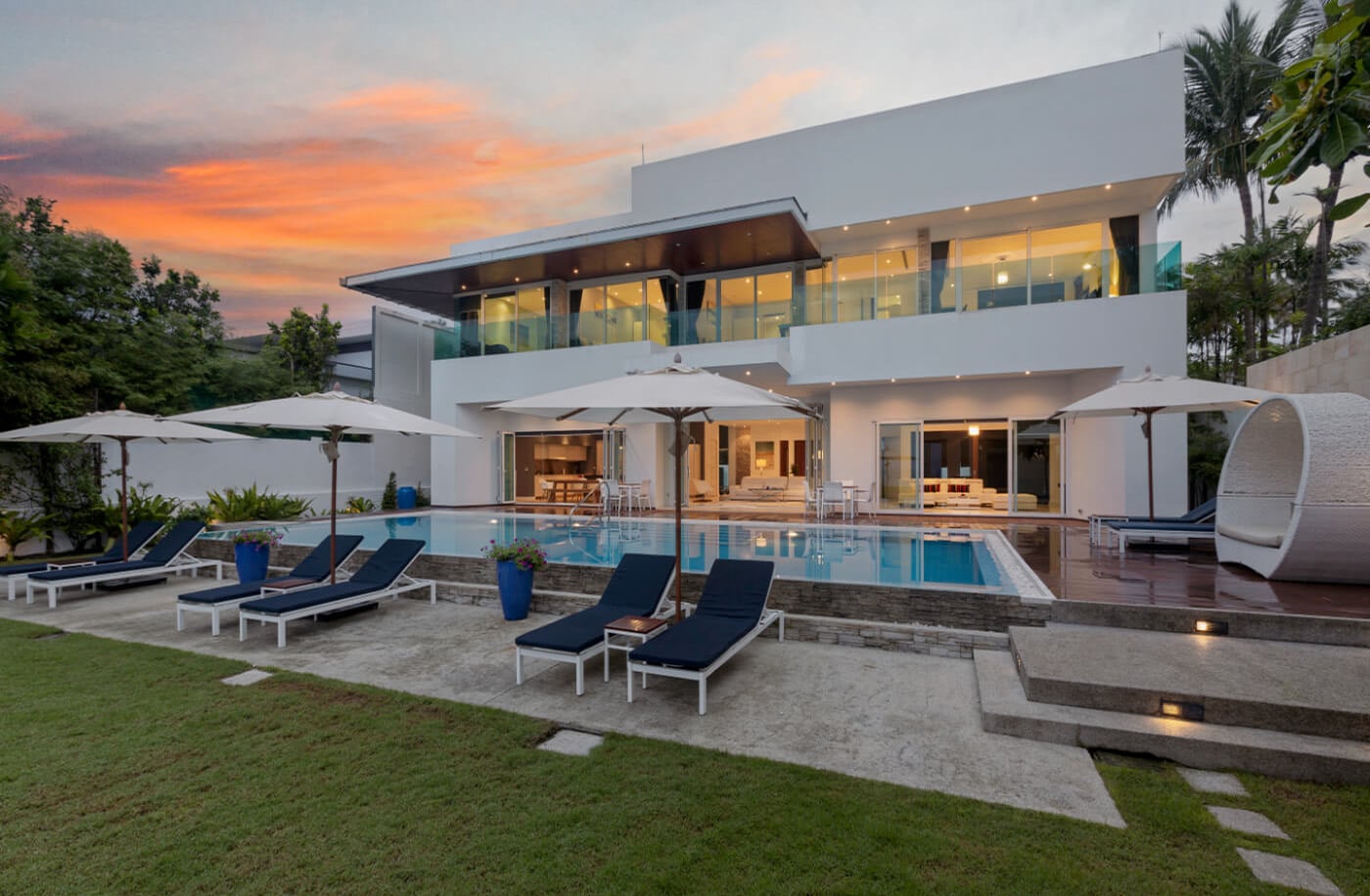 summer-estate-exterior-9