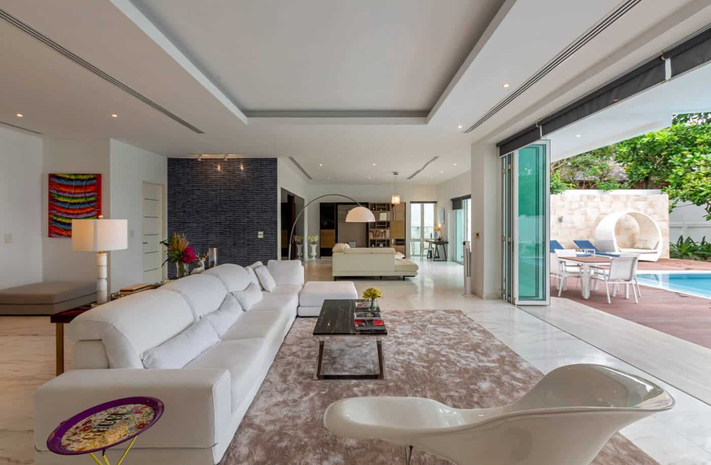 summer-estate-interior-1
