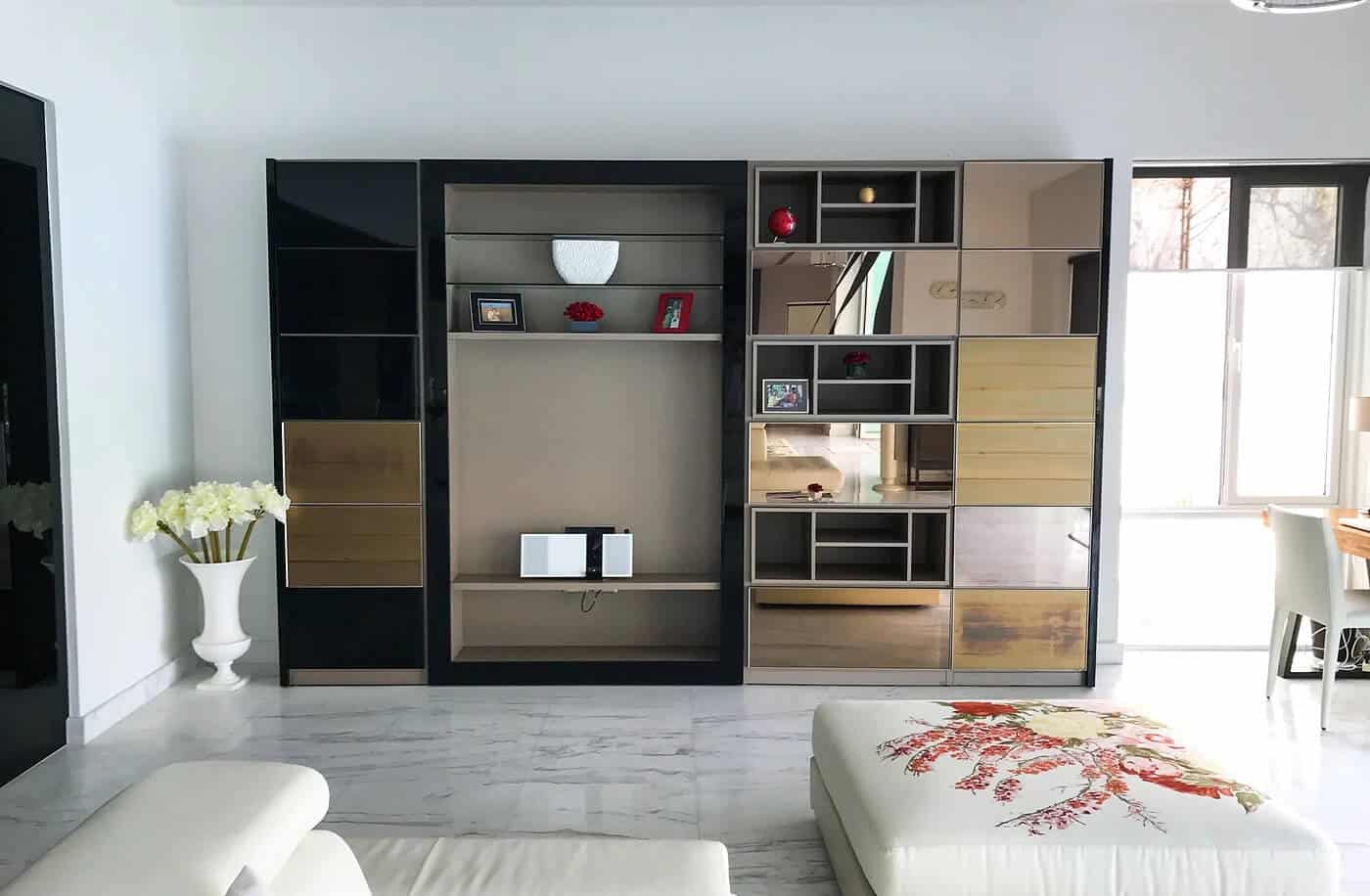 summer-estate-interior-11