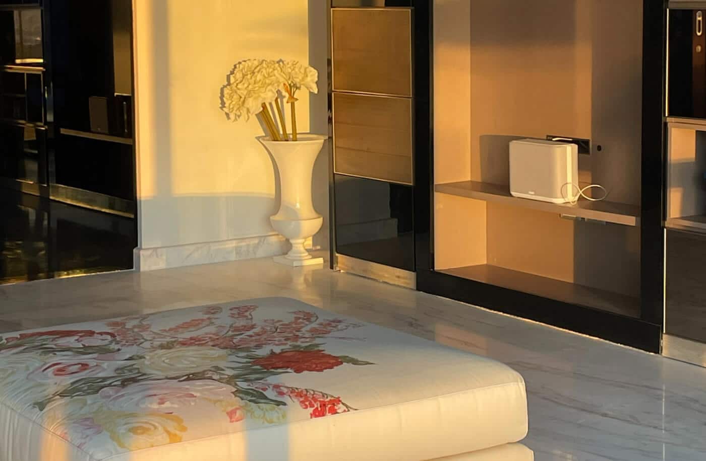 summer-estate-interior-12