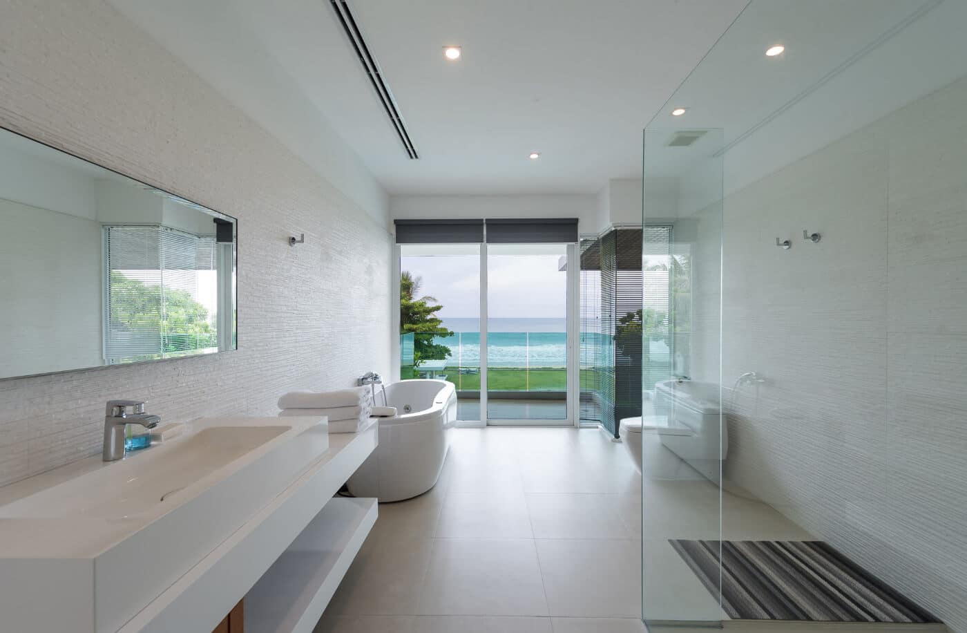 summer-estate-interior-41