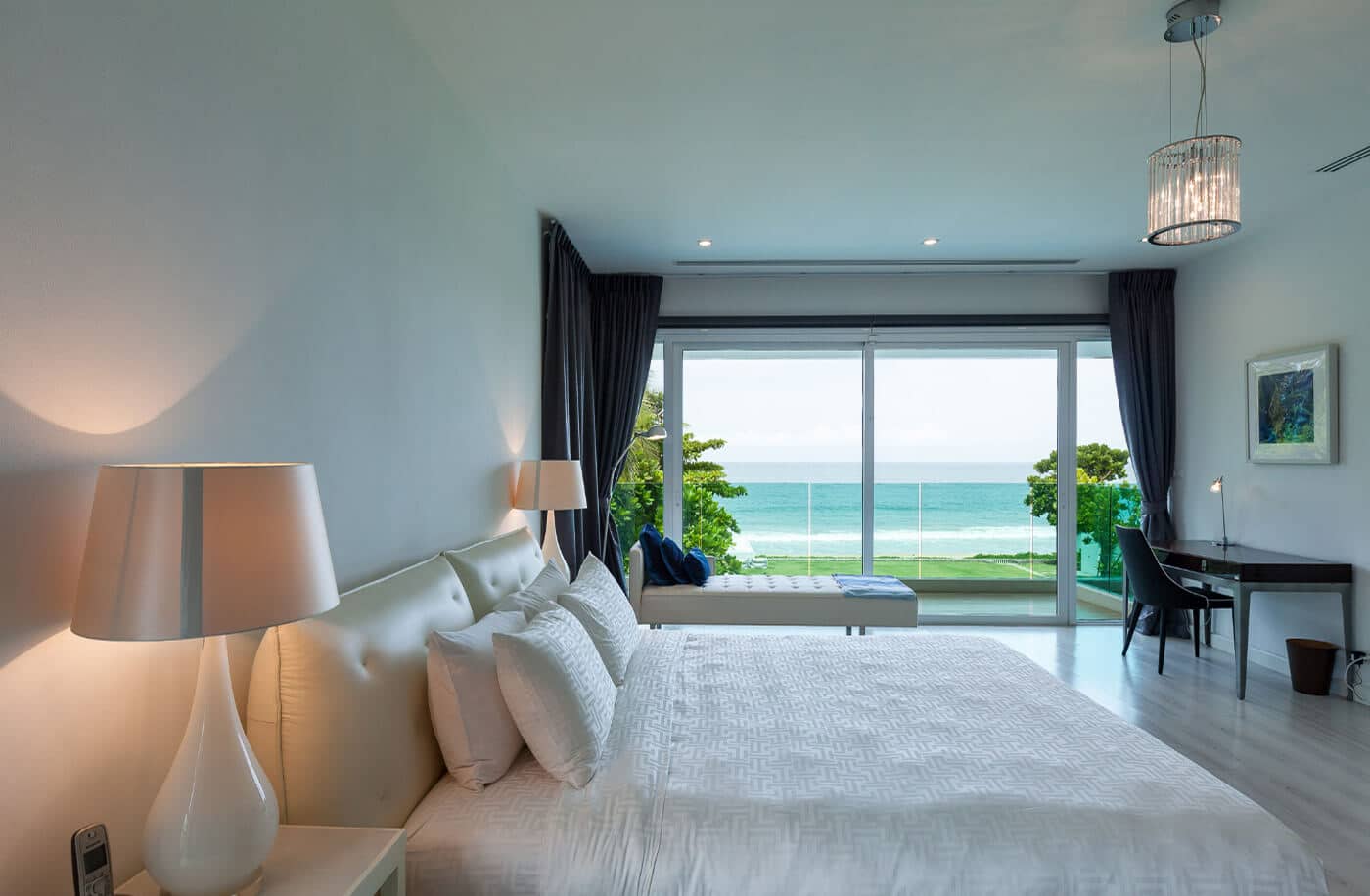 summer-estate-interior-45
