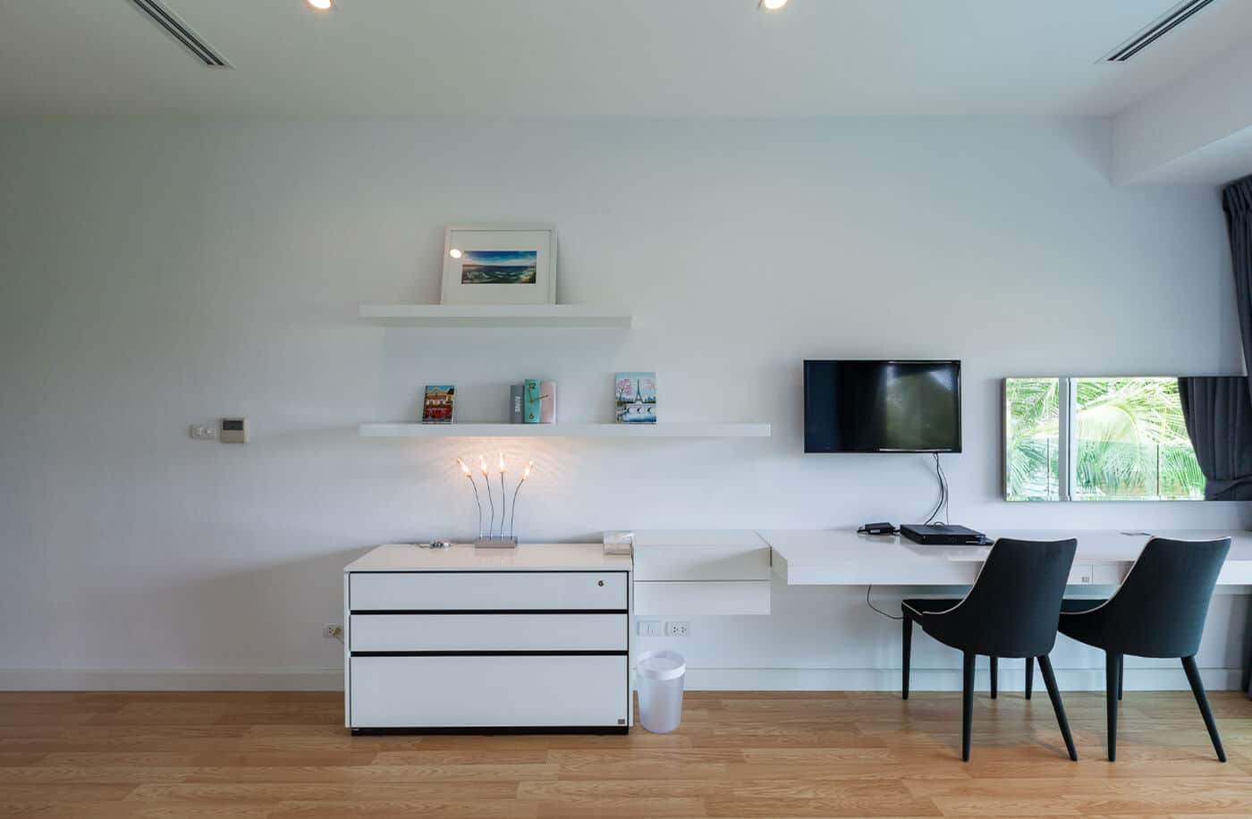 summer-estate-interior-46