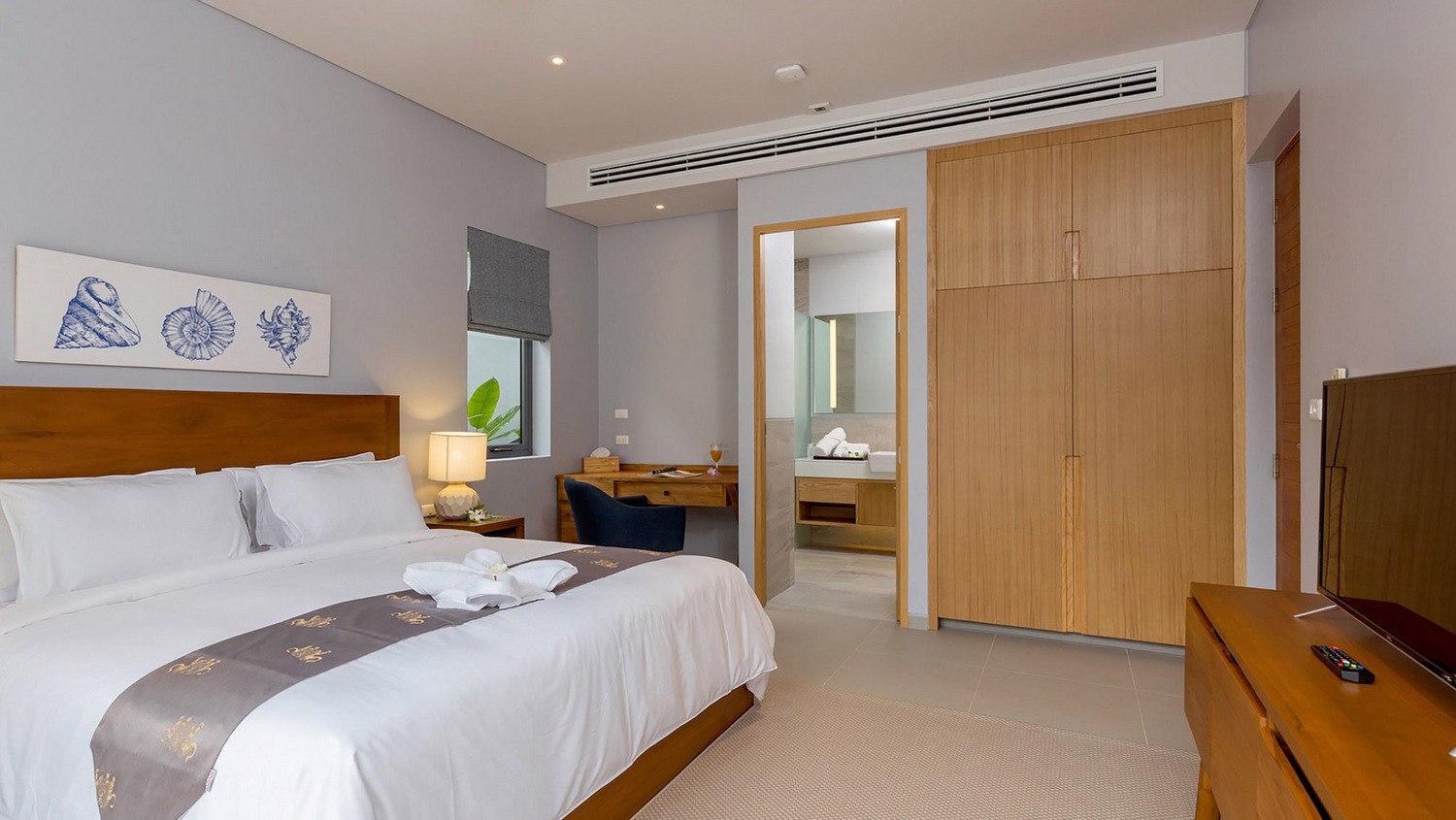 twin-villas-natai-twin-villas-natai-north-villa-bedroom-b-features-5b3099aec0df8