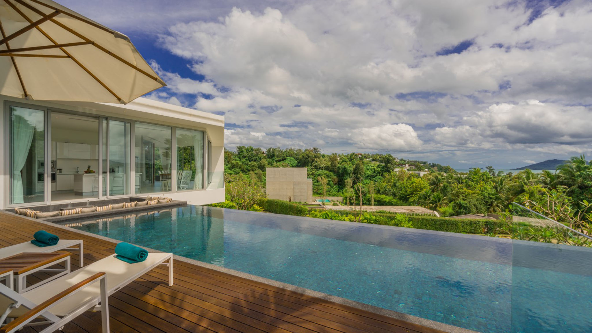 01 Villa Abiente - Modern hilltop villa with majestic ocean views