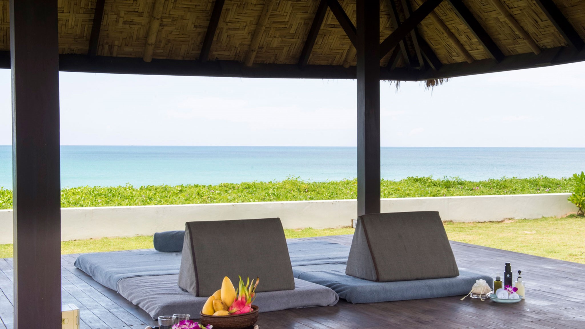 06 Jivana Beach Villas - Villa Shanti - Relaxing massage by the beach