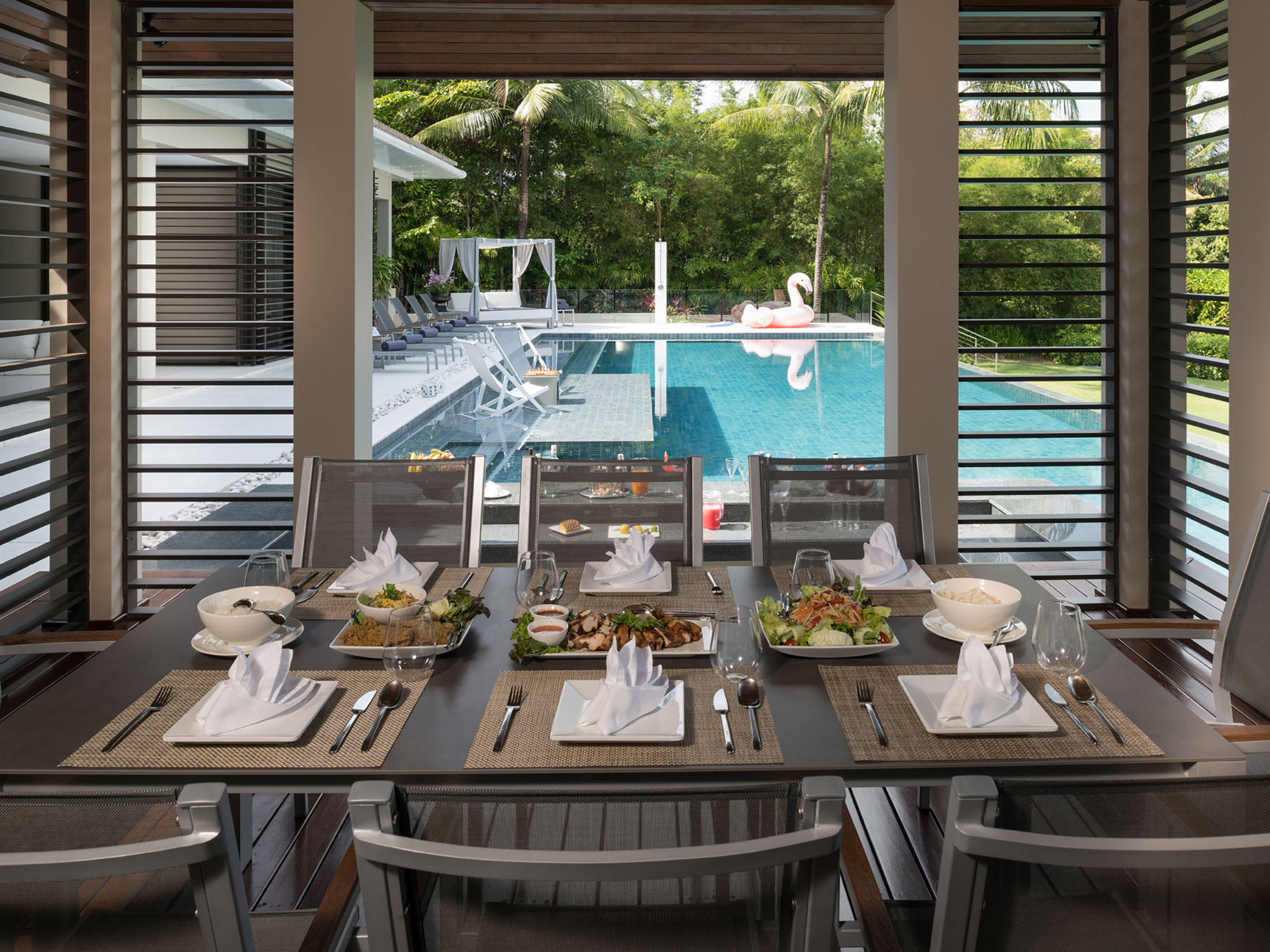 09 Naam Sawan - Dining sala by the pool