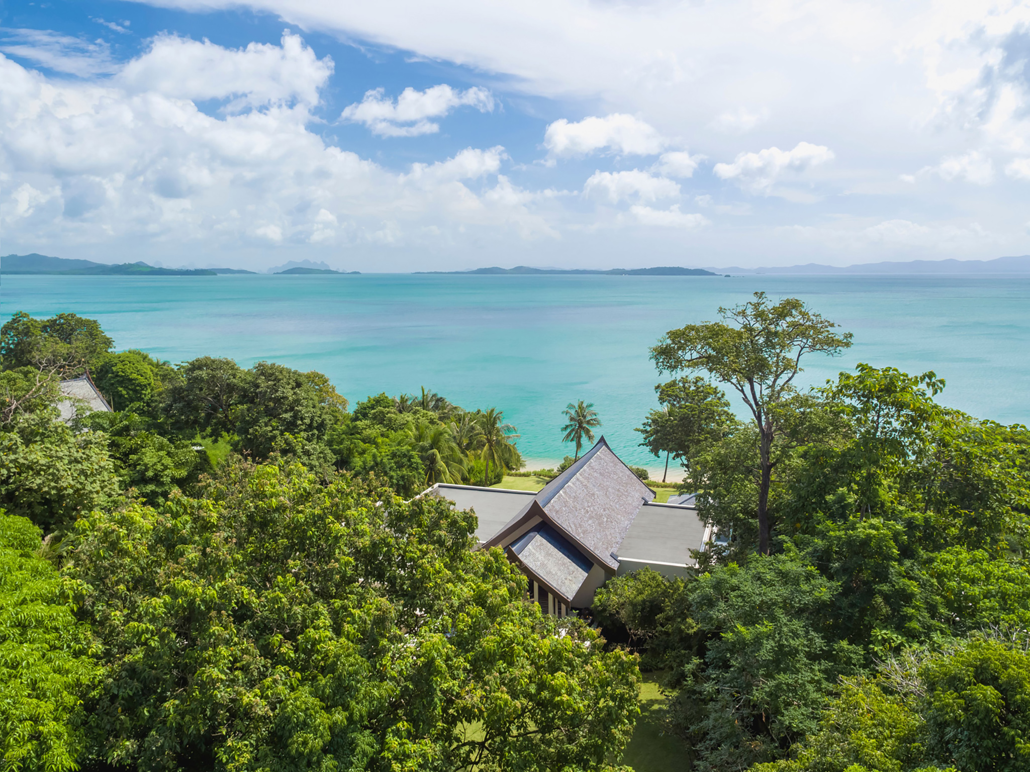 30 Naam Sawan - Breathtaking view of the ocean