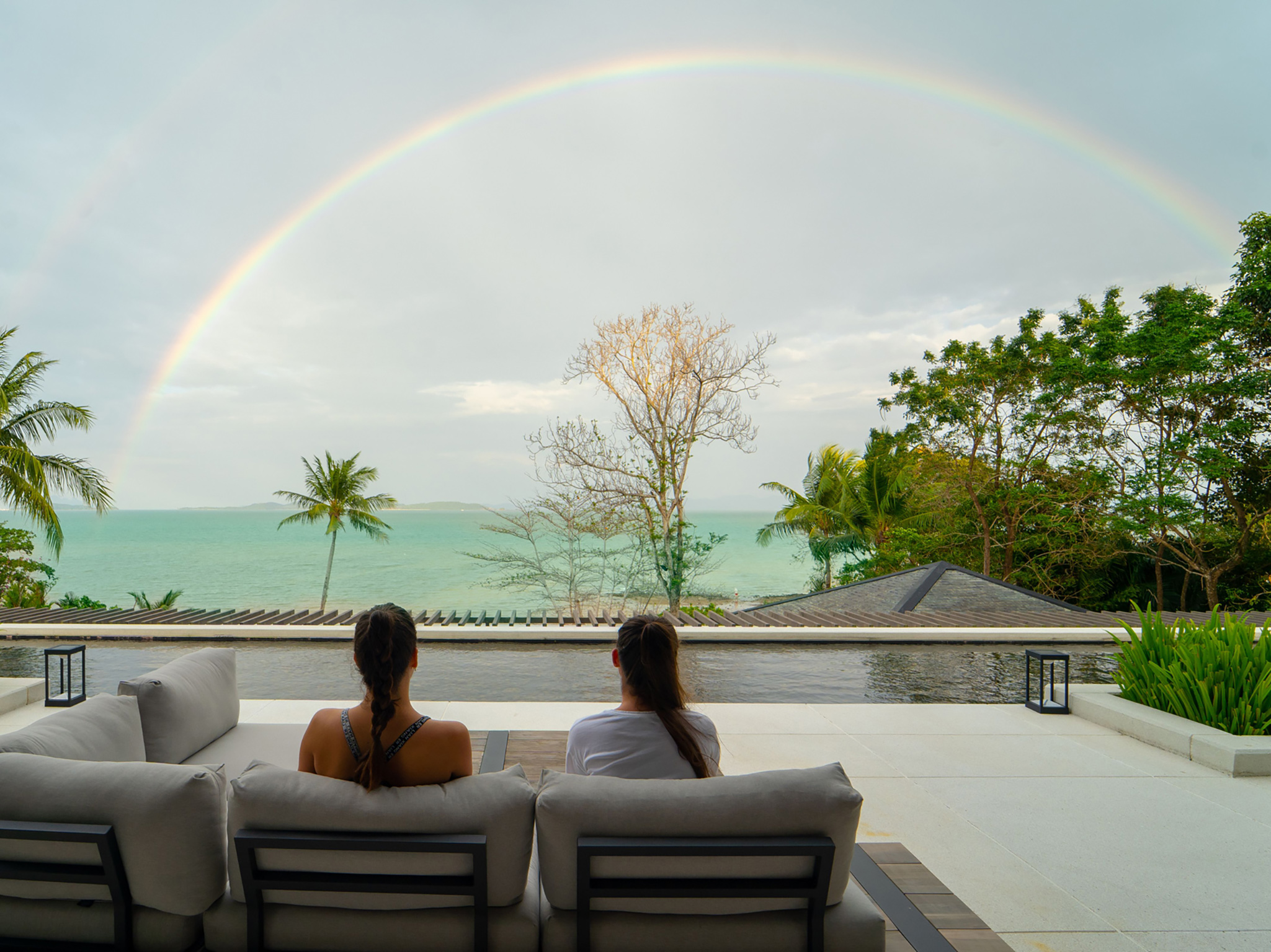 31 Naam Sawan - Panoramic ocean view from reflecting pond lounge