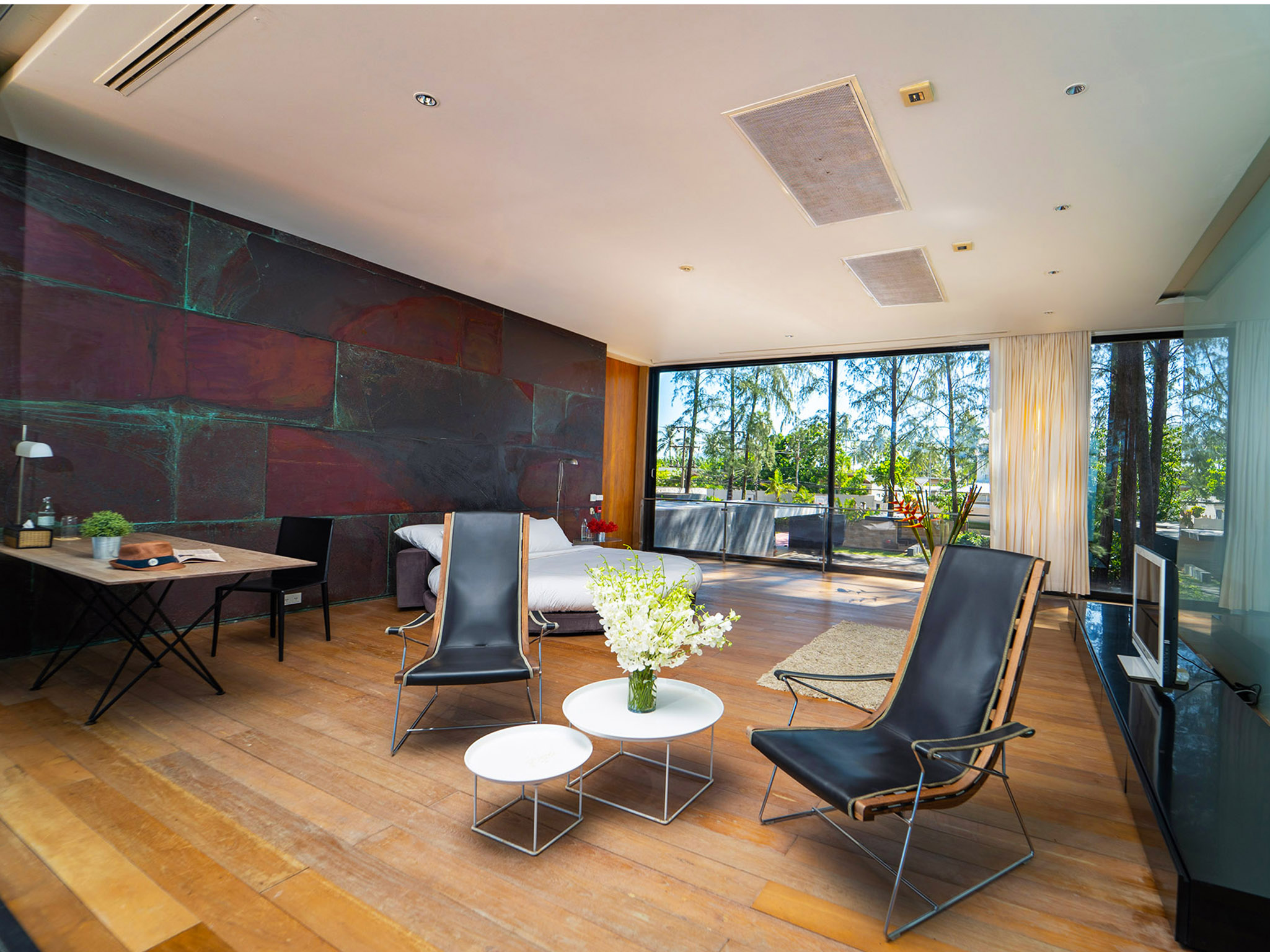 6. Grand Villa Noi - Master Suite A preview