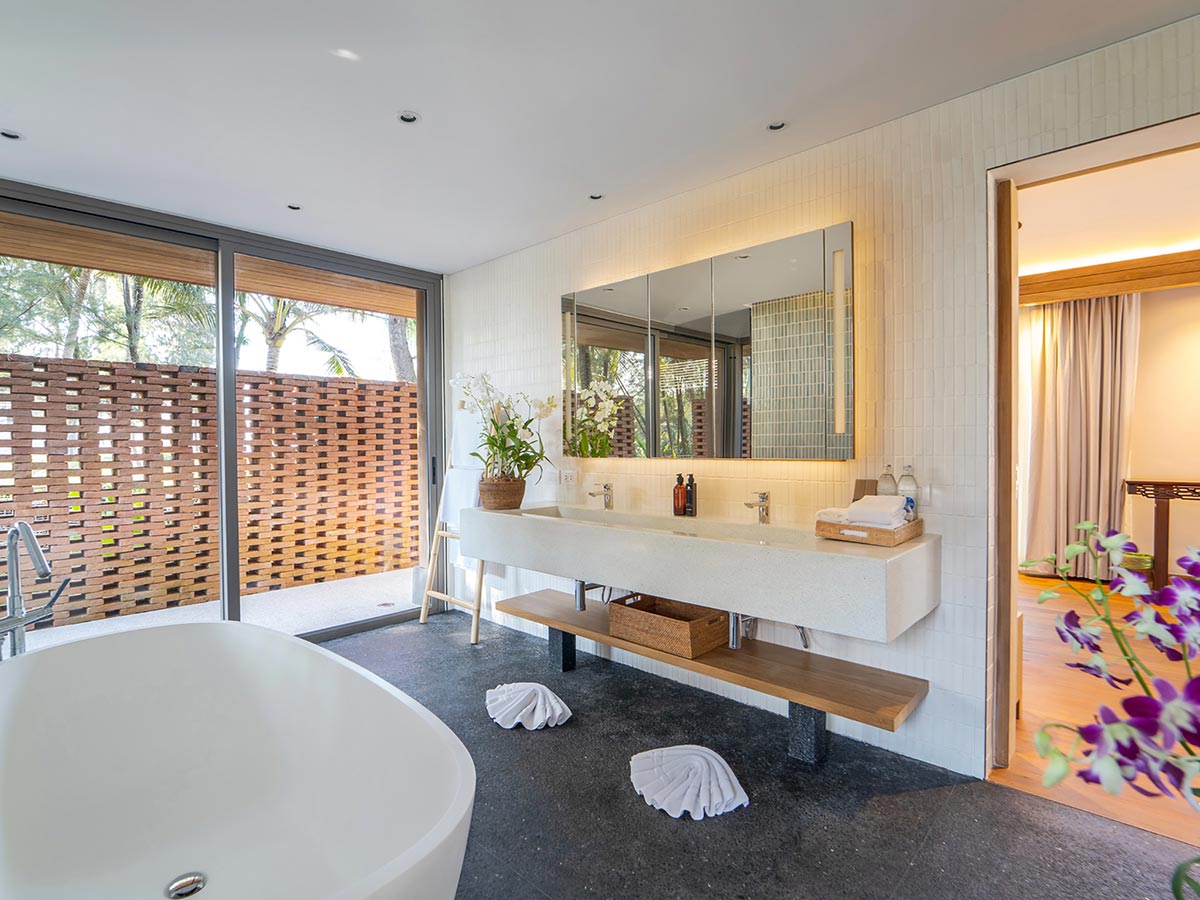 8.-The-Pines-Master-bedroom-ensuite-bathroom-design