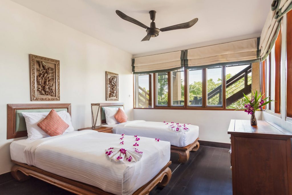 Villa-404-Baan-Hen-Phuket-22-1-1024x683