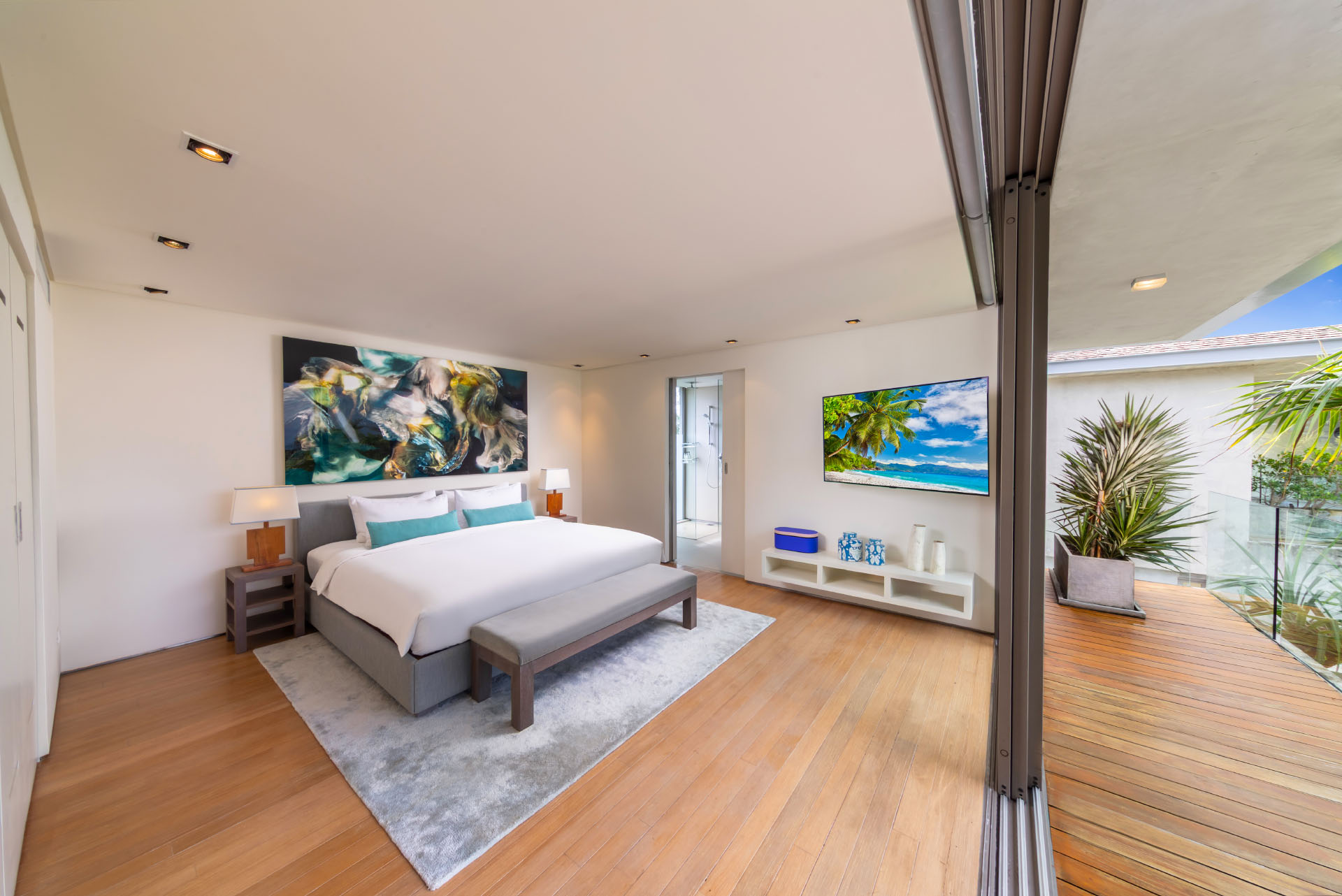 Villa-Aqua-Master-Bedroom-2-2