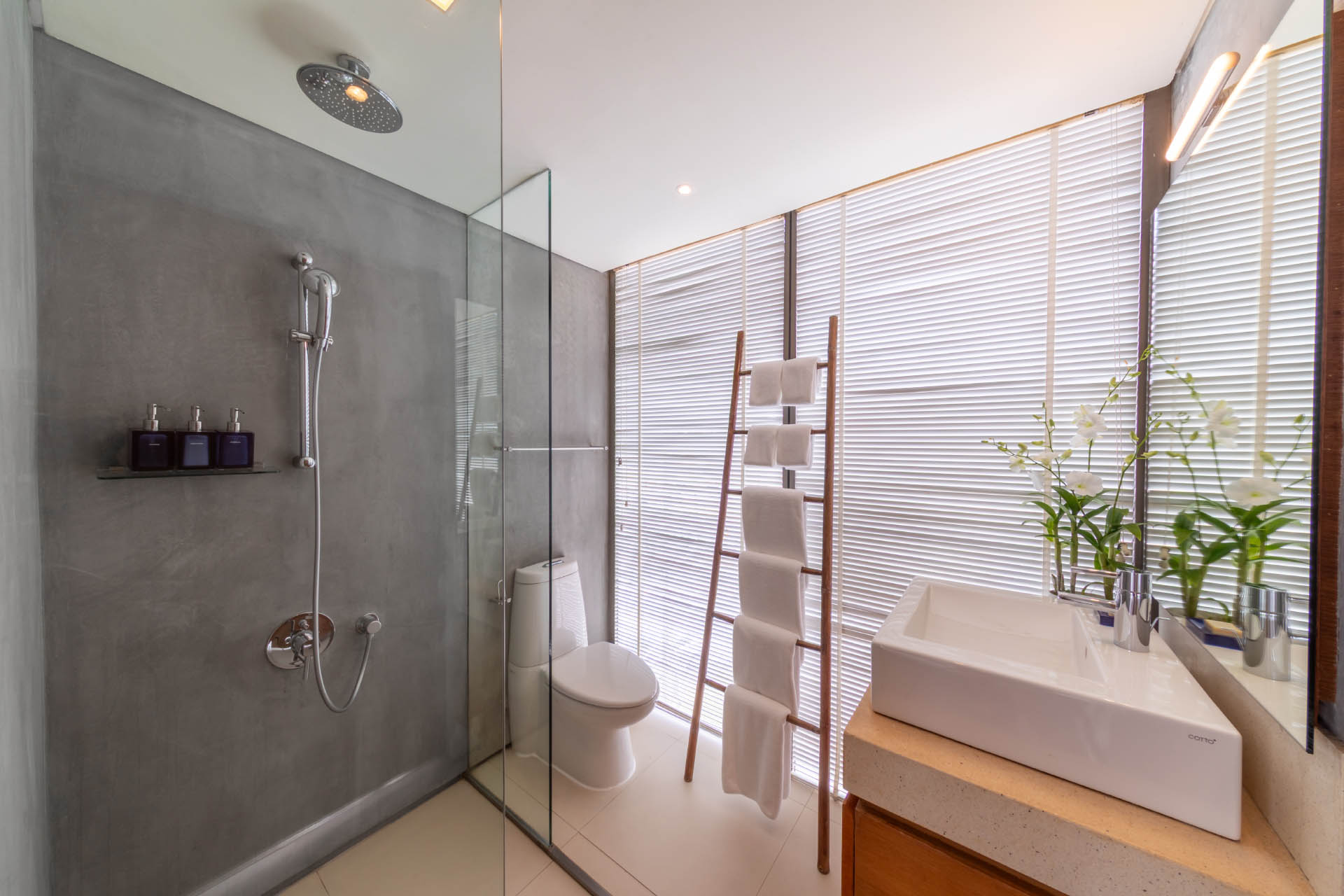 Villa-Roxo-Guest-Bedroom-4-2