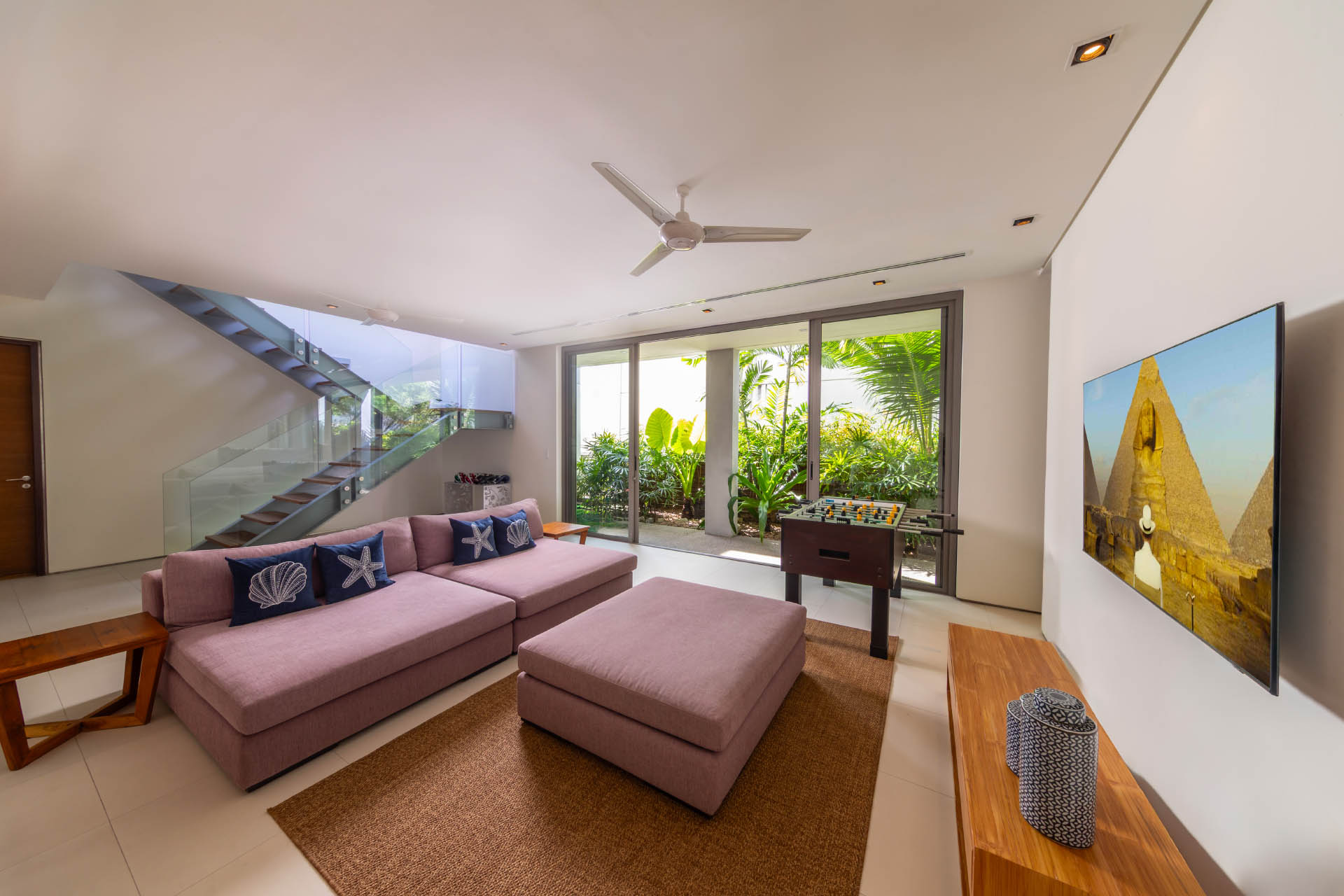 Villa-Roxo-TV-Room-2