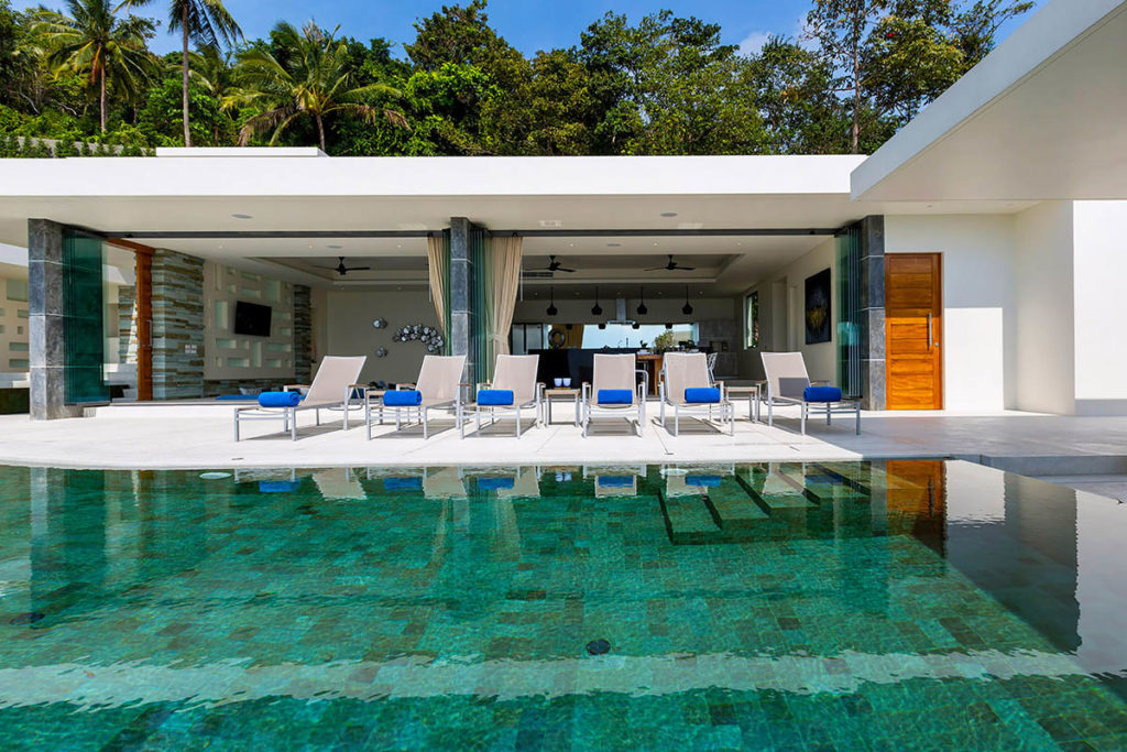 Villa-Spice-at-Lime-Samui-Glistening-pool-1024x683