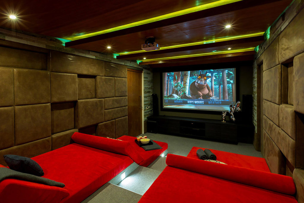 Villa-Spice-at-Lime-Samui-Private-cinema-preview-1024x683