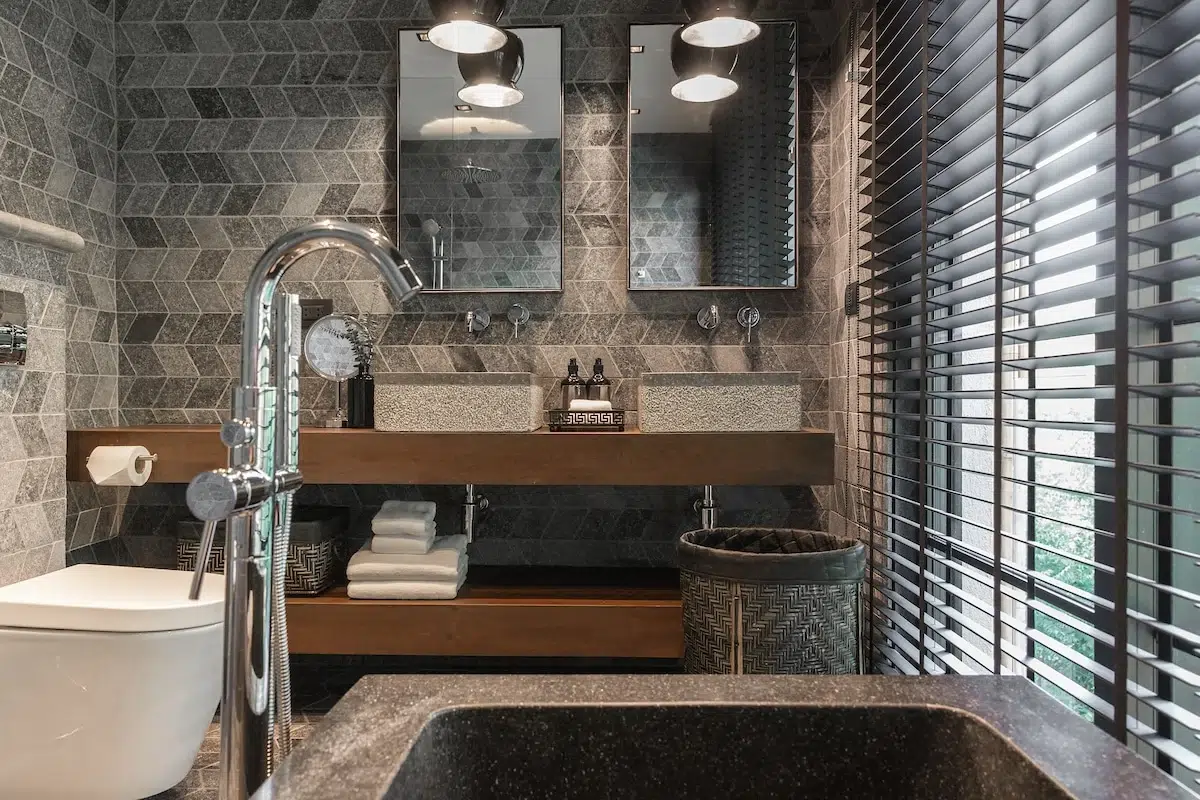 orca-bedroom-bathroom2