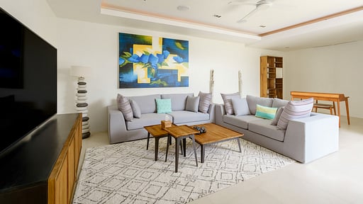 samujana-villa-10-22-v10-tv-room-5f7c38e6053ee