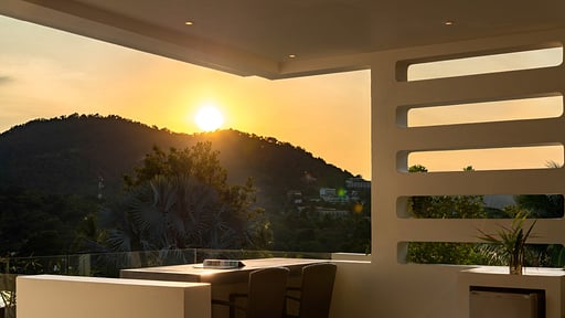samujana-villa-11b-v11b-sunset-view-637d9fddb215f