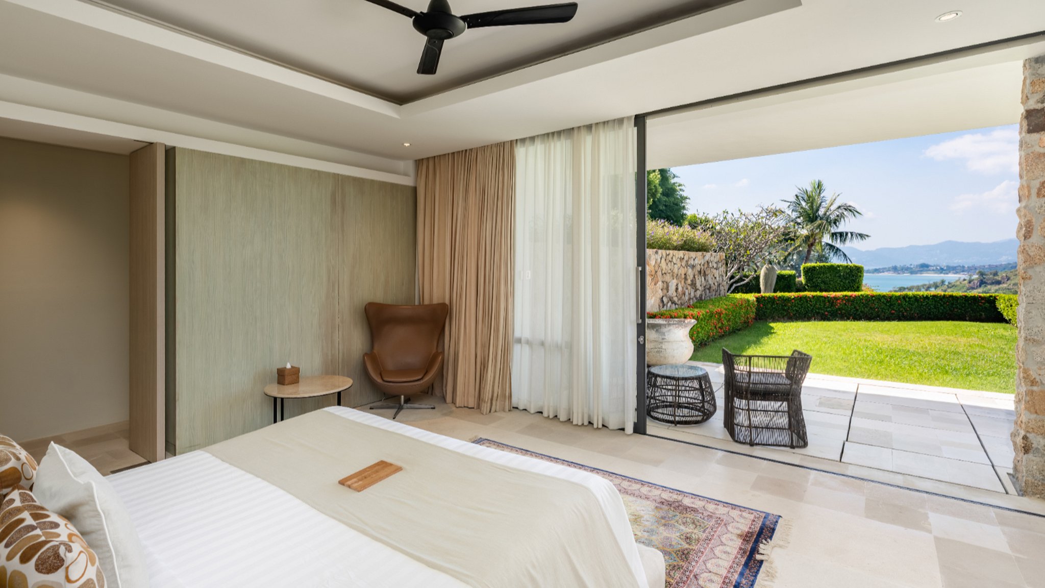 samujana-villa-22-v22-bedroom-695f77aa571c9