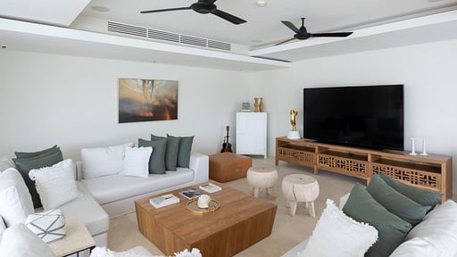 samujana-villa-24-220728-samujana-24-0032-630c15f23d27a