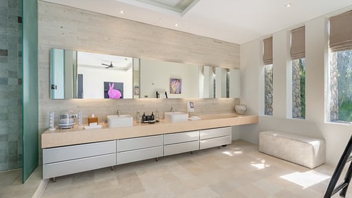 samujana-villa-26-v26-bathroom-2-696e05e6af892