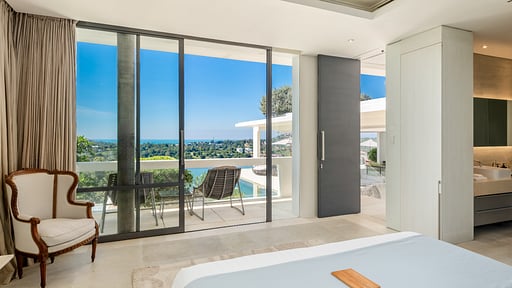 samujana-villa-26-v26-bedroom-5-696e065c207e1