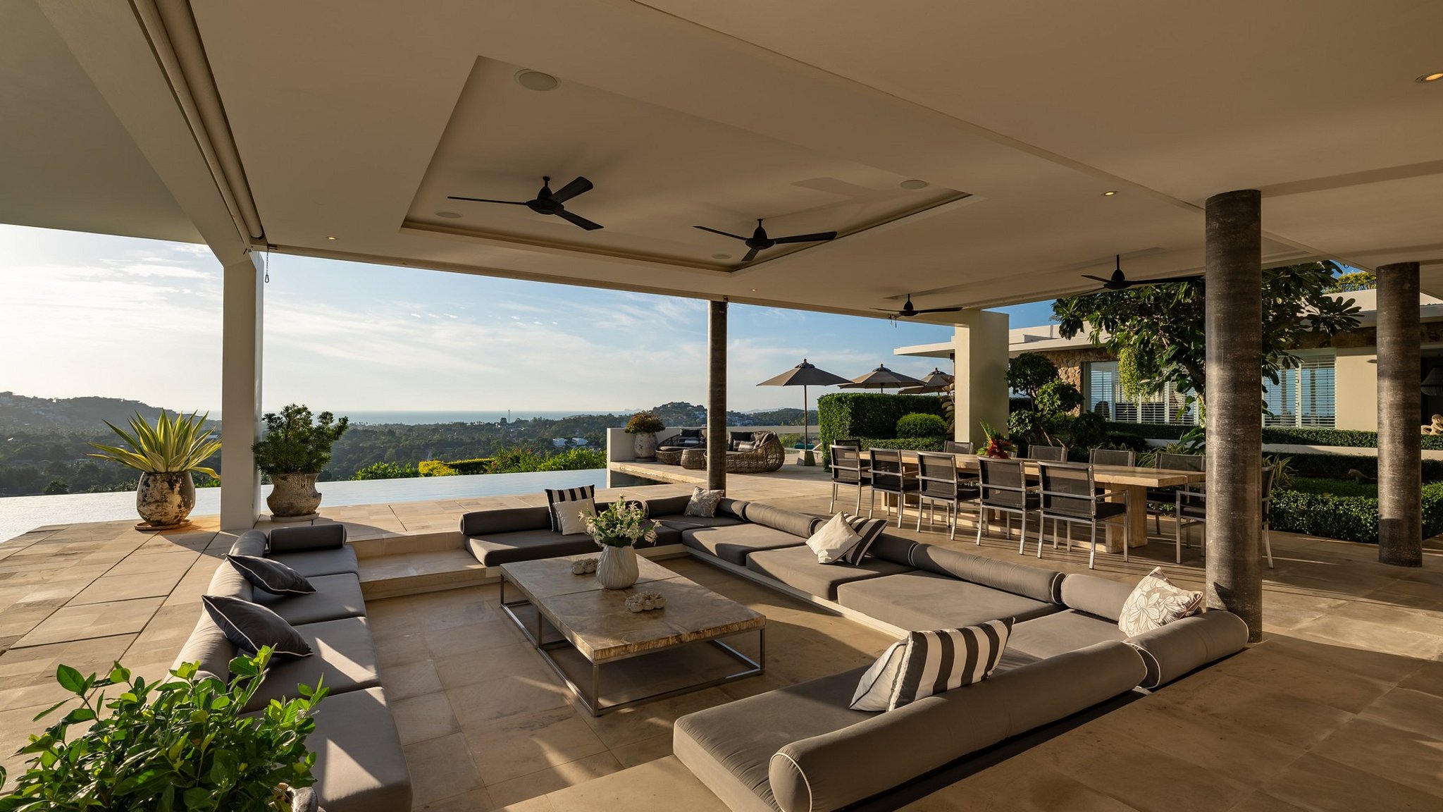 samujana-villa-28-v28-lounge-1-6911a59e38d95