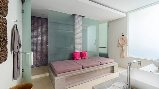 samujana-villa-8-v8-bathroom-interior-5fffc929c5a69